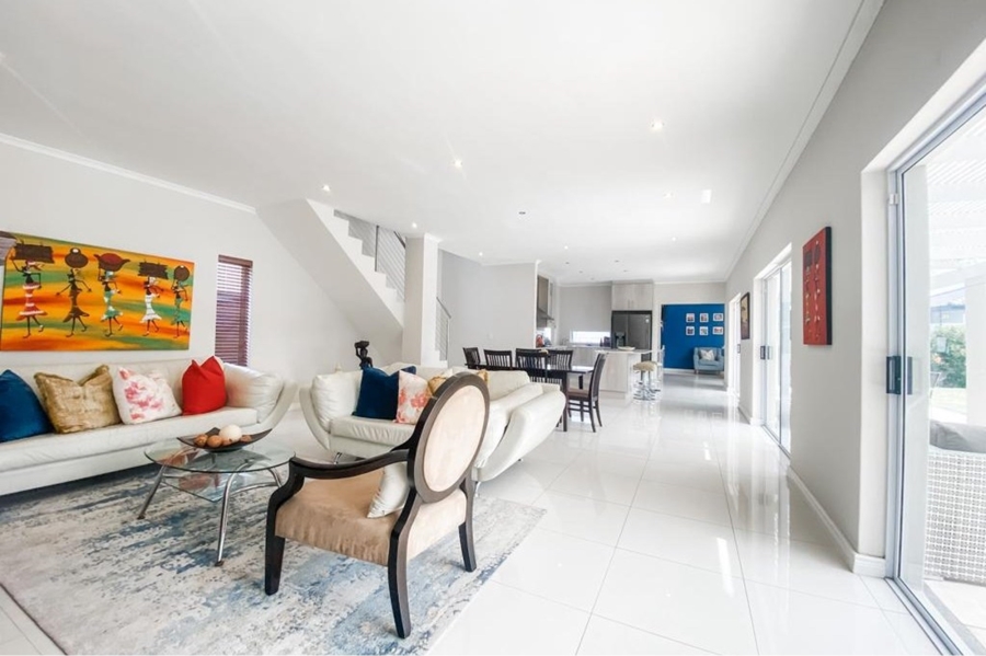 To Let 4 Bedroom Property for Rent in Parklands North Western Cape